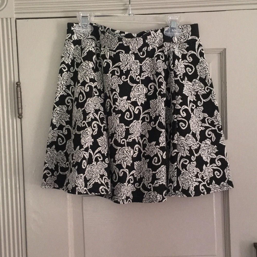 black and white floral skirt